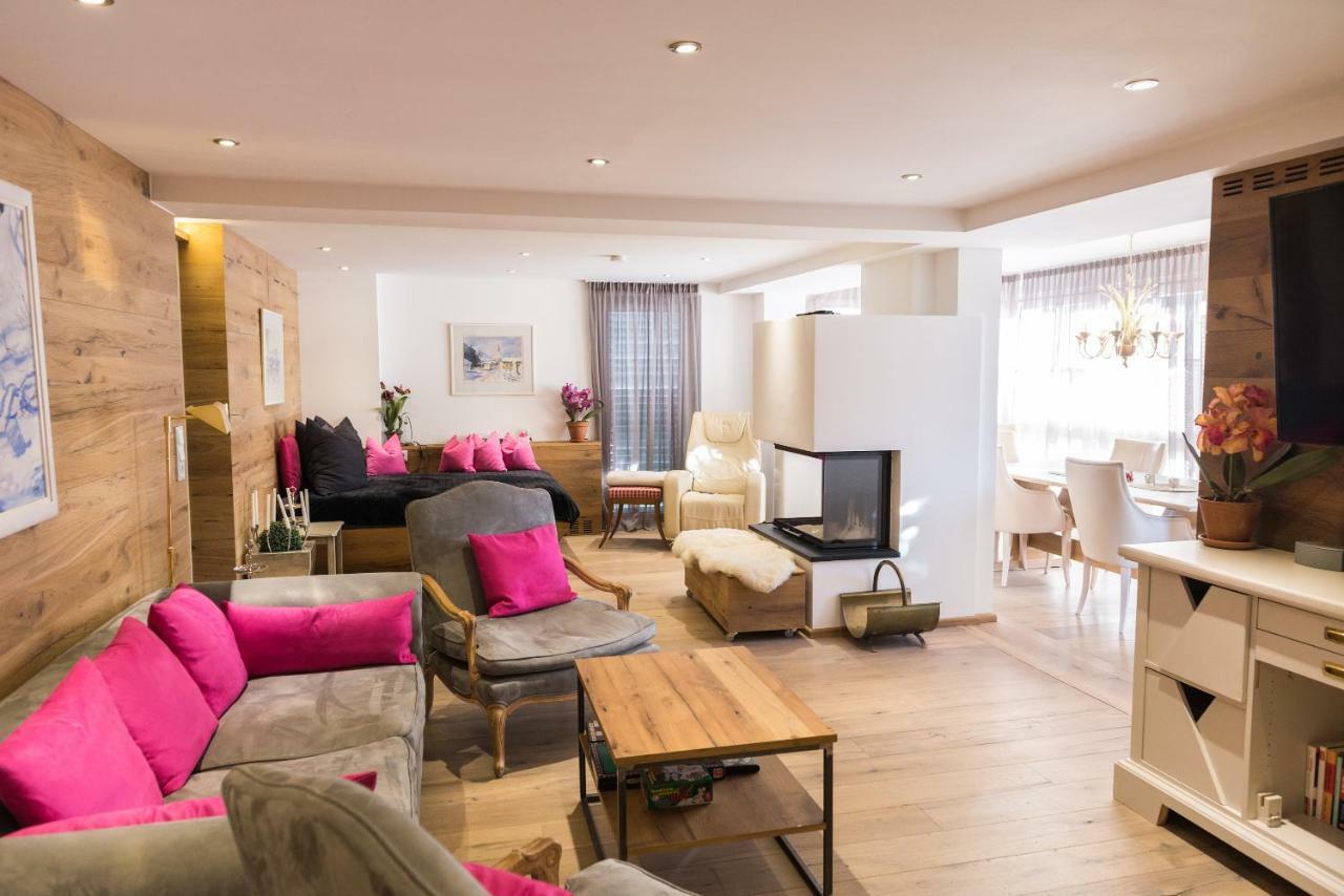 Trendguide Suites By Alpine Host Helpers เคิร์ชแบร์ก อิน ทิโรล ภายนอก รูปภาพ