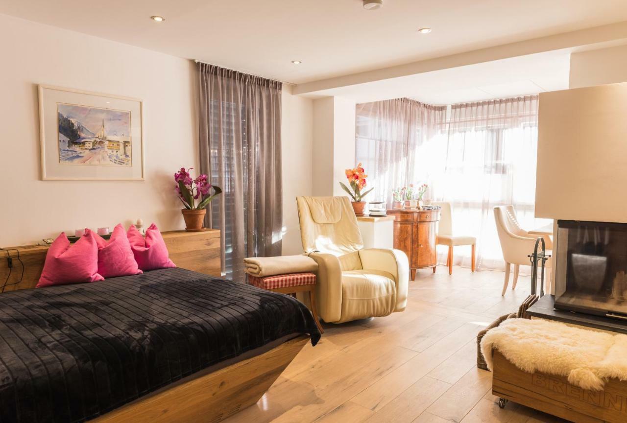 Trendguide Suites By Alpine Host Helpers เคิร์ชแบร์ก อิน ทิโรล ภายนอก รูปภาพ